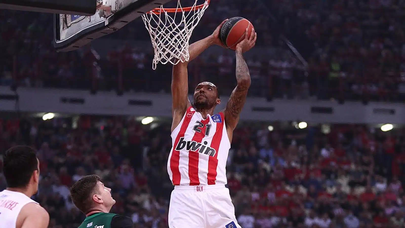 "Νταλίκα" χωρίς φρένα: Ο Μπολομπόι έπεσε πάνω στους οπαδούς (βίντεο) - Τρελό περιστατικό! 1 Τζόελ Μπολομπόι