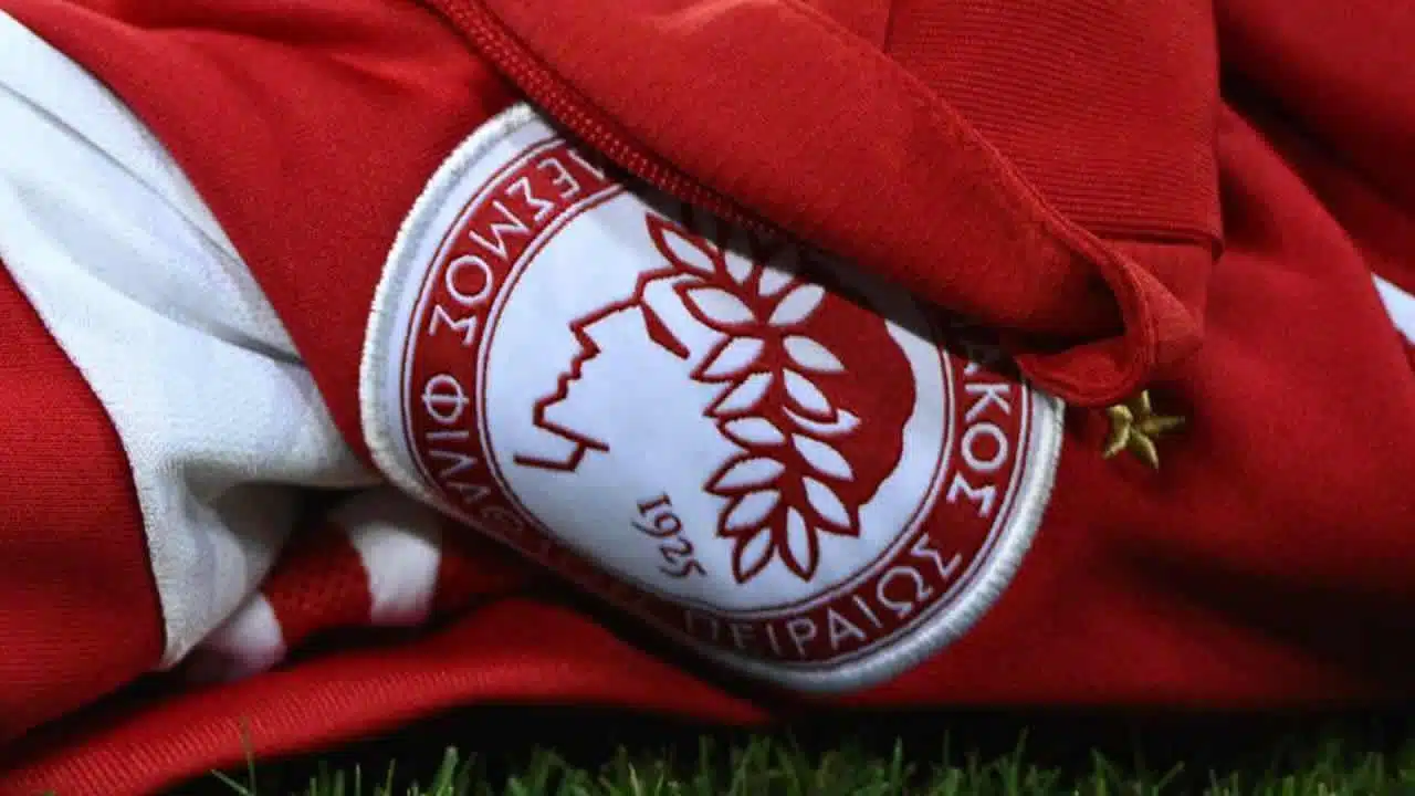 Τέλος απο τον Ολυμπιακό μετά απο 6 χρόνια. Επόμενος προορισμός Τουρκία 1 Παπέ Αμπού Σισέ