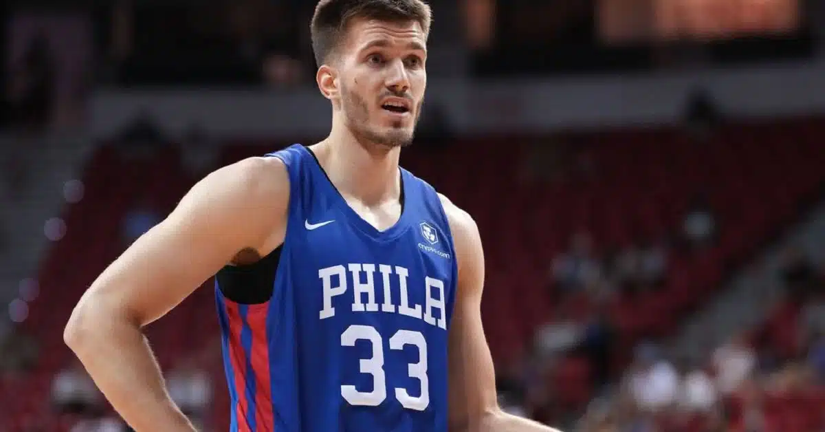 Ολοταχώς στο λιμάνι ο Πετρούσεβ - Φτάνει αύριο στην Ελλάδα για να υπογράψει με τον Ολυμπιακό 1 olotachos sto limani o petrousev ftanei avrio stin ellada gia na ypograpsei me ton olybiako