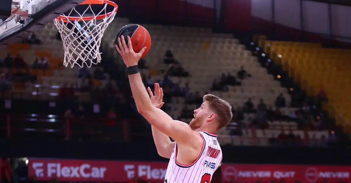 Ολυμπιακός - Περιστέρι 87-74 με μπροστάρη τον Τόμας Γούοκαπ που πέτυχε 22 πόντους 2 olybiakos peristeri 87 74 me brostari ton tomas gouokap pou petyche 22 pontous