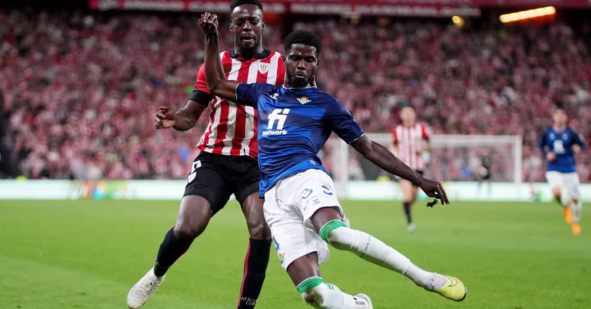 Πολ Ακουόκου