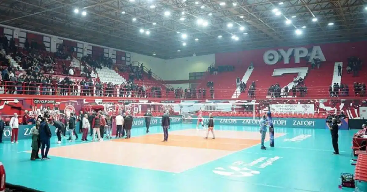 424 προσαγωγές έκανε η αστυνομία. Την Πέμπτη με την Μπάτσκα Τόπολα θα κάνει τα ίδια και στο Καραϊσκάκη; 3 αστυνομία