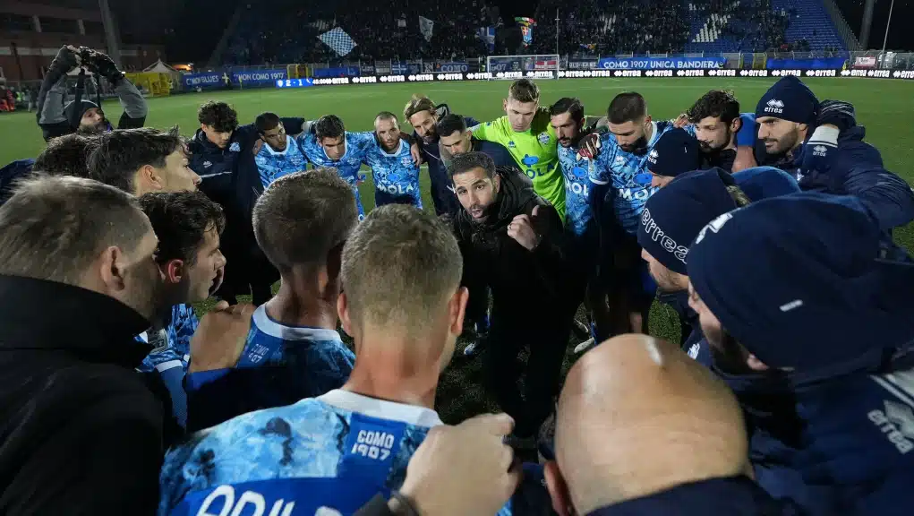 Τέλος από την Κόμο ο Φάμπρεγας 1