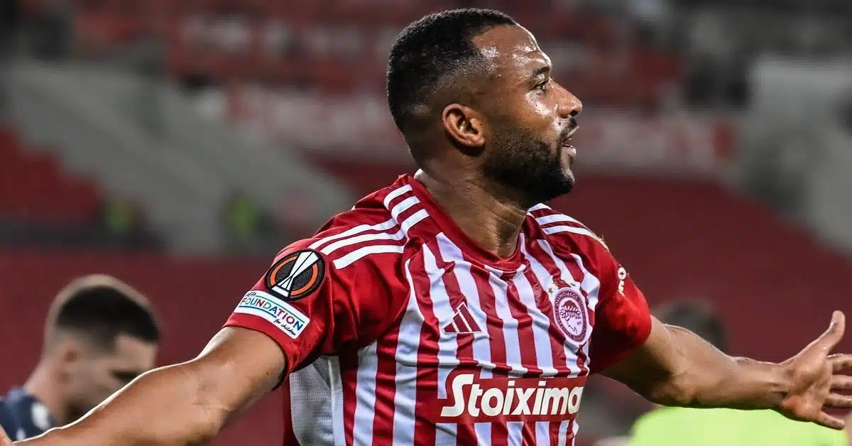 i epitychimeni stratigiki tou karvalial kai o