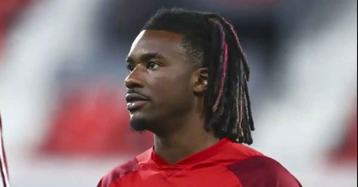 o omar ritsarnts grafei ena neo kefalaio