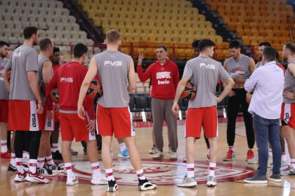 olybiakos oristiki i apochorisi den epeise ton