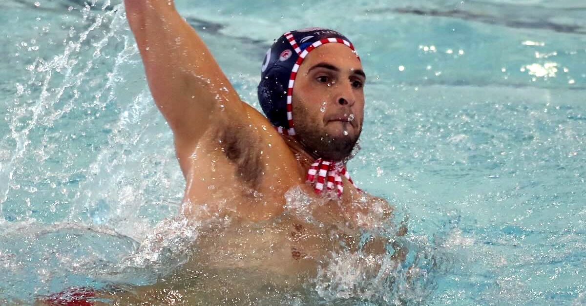 olybiakos to mats tis chronias erchetai meta to