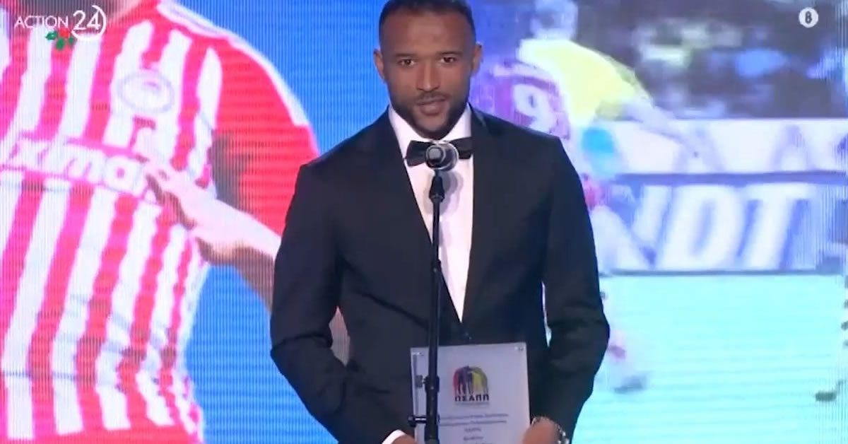 stin koryfi o el kaabi ti eipe meta ti vravefsi