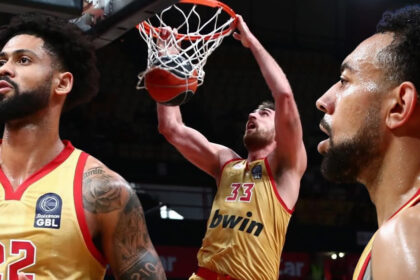 xekinise i diathesi eisitirion gia tous entos