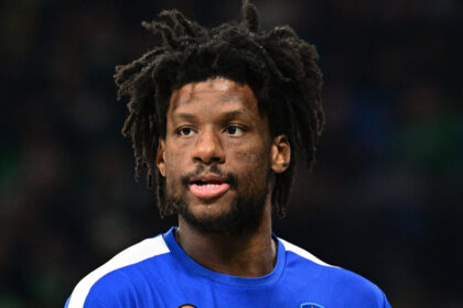 i metagrafiki ypothesi otourou den echei kleise