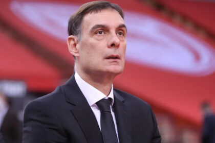 o bartzokas richnei ton evans ston mikro teliko