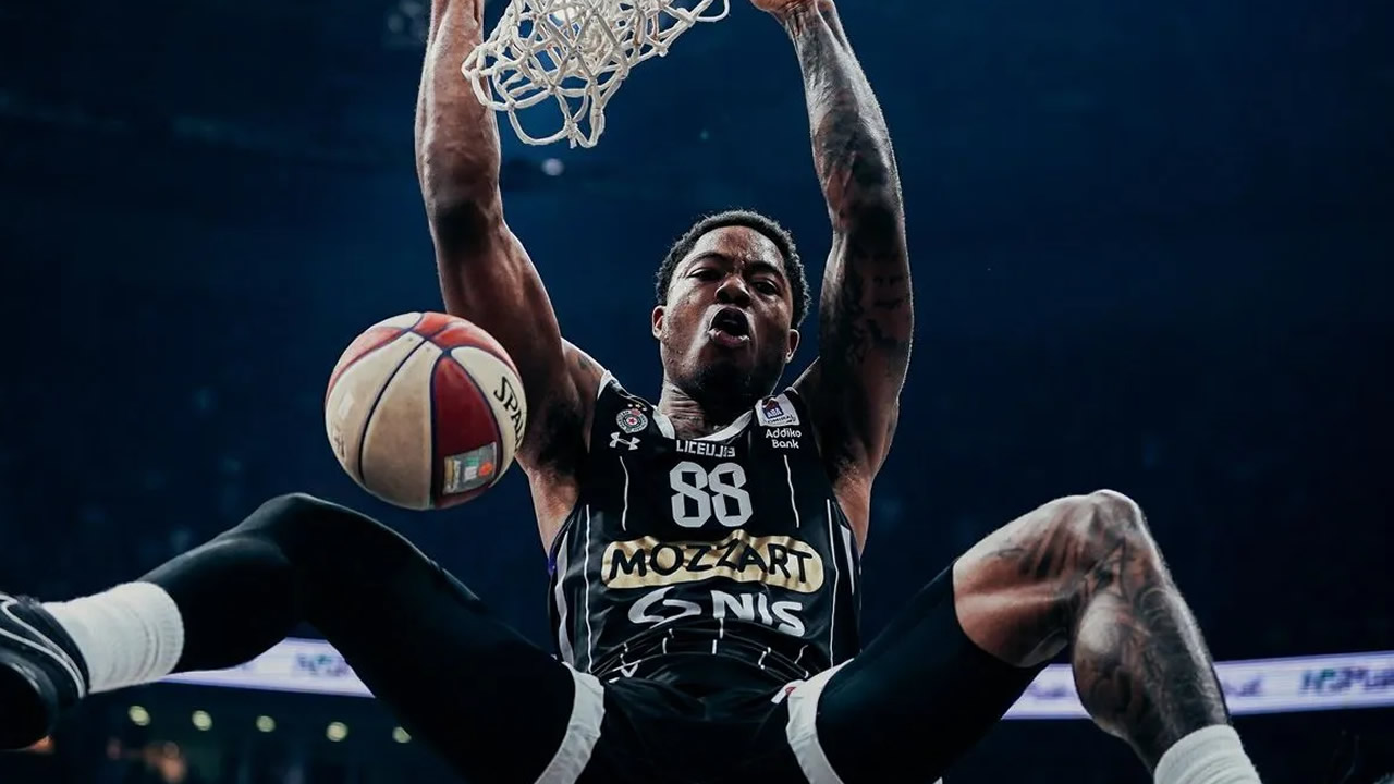 o olybiakos anazita enischysi sti raketa o tair