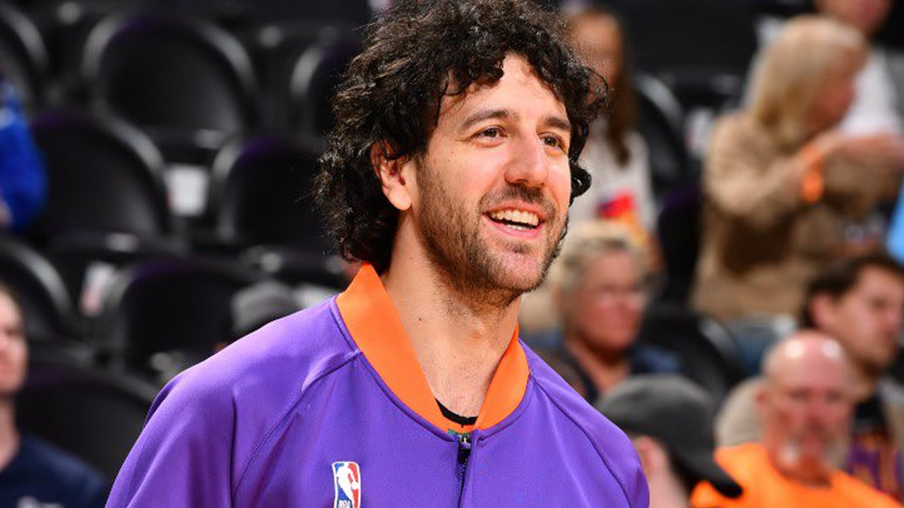 i spekoula kala kratei me ton mitsits oute chap