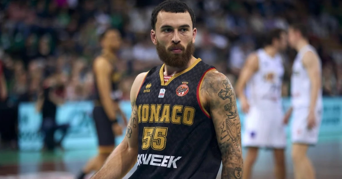 o itoudis o tzeims kai oi nychterines basketike