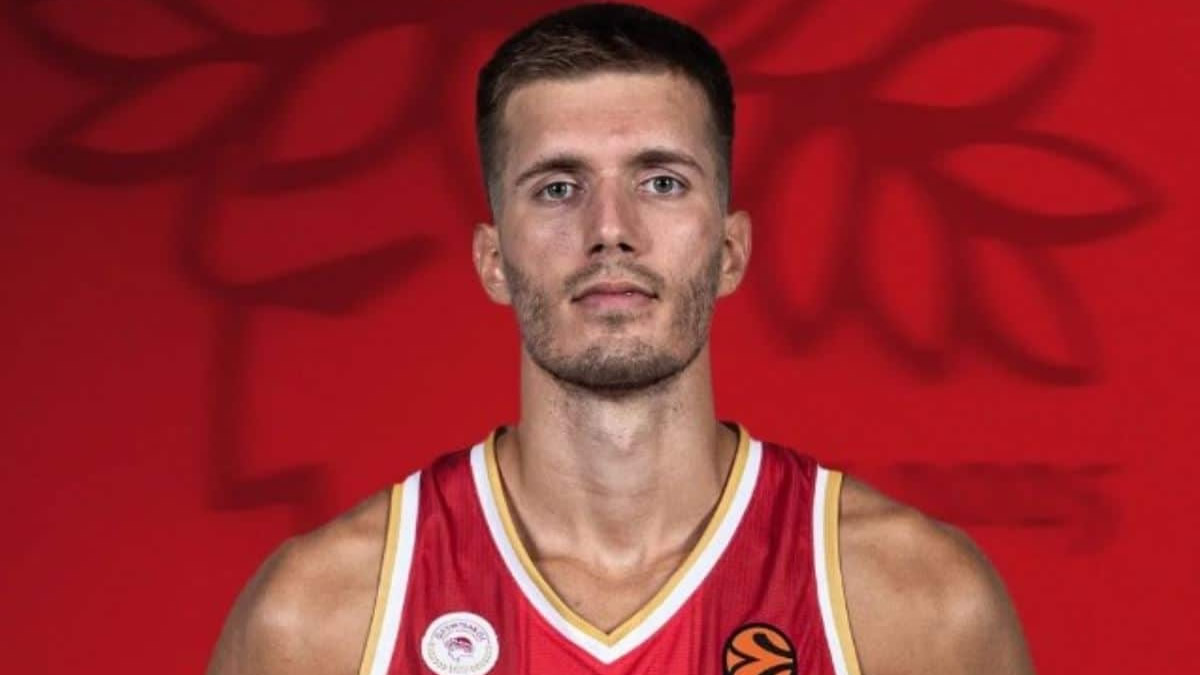 o petrousef menei peiraia ti ginetai me to nba