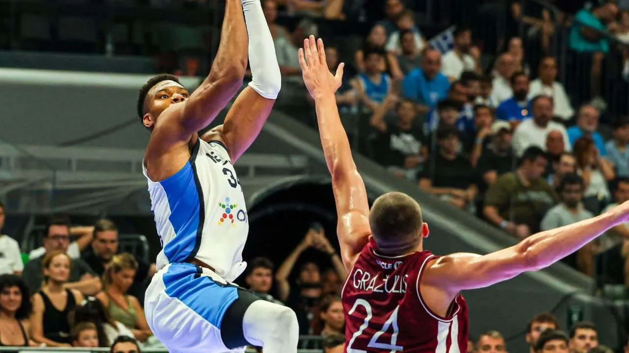 ellada italia ekplixi tis teleftaias stigmis