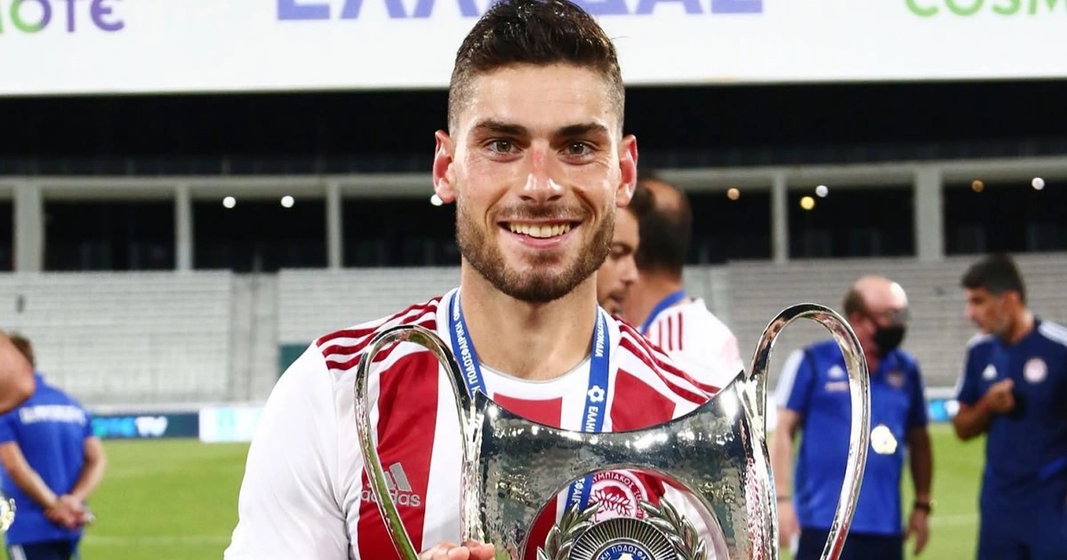 giorgos masouras i protasi apo al kalitz kai to megalo stavrodromi gia enan stratioti