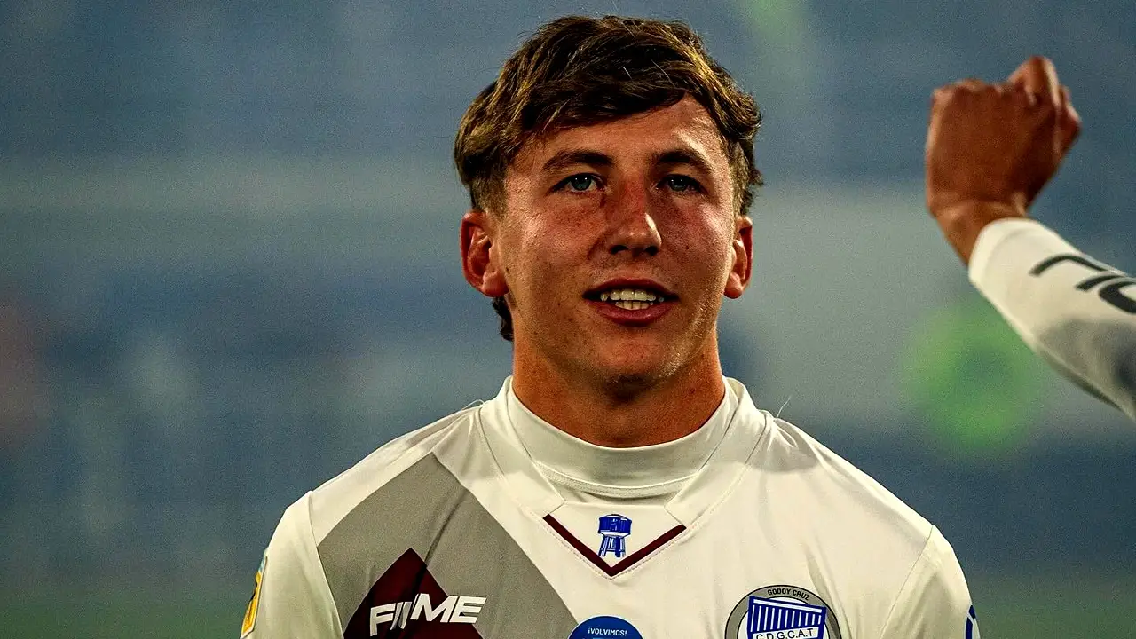 Σαντίνο Αντίνο: Γιατί δεν προχωρά ακόμα η μεταγραφή στον Θρύλο!