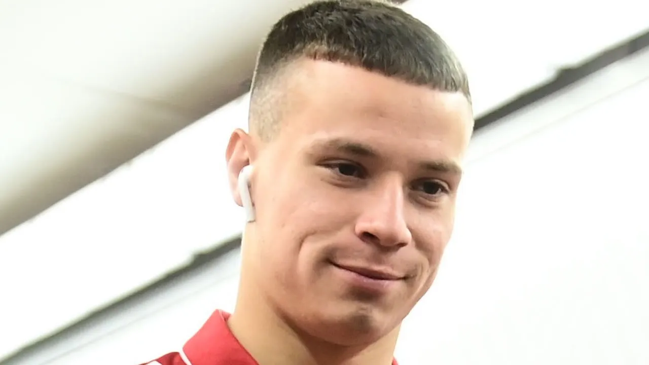 olybiakos ta karfia tou mentilibar