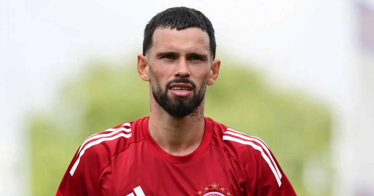 olybiakos velnte i metagrafi pou argise alla plirose kai me to parapano