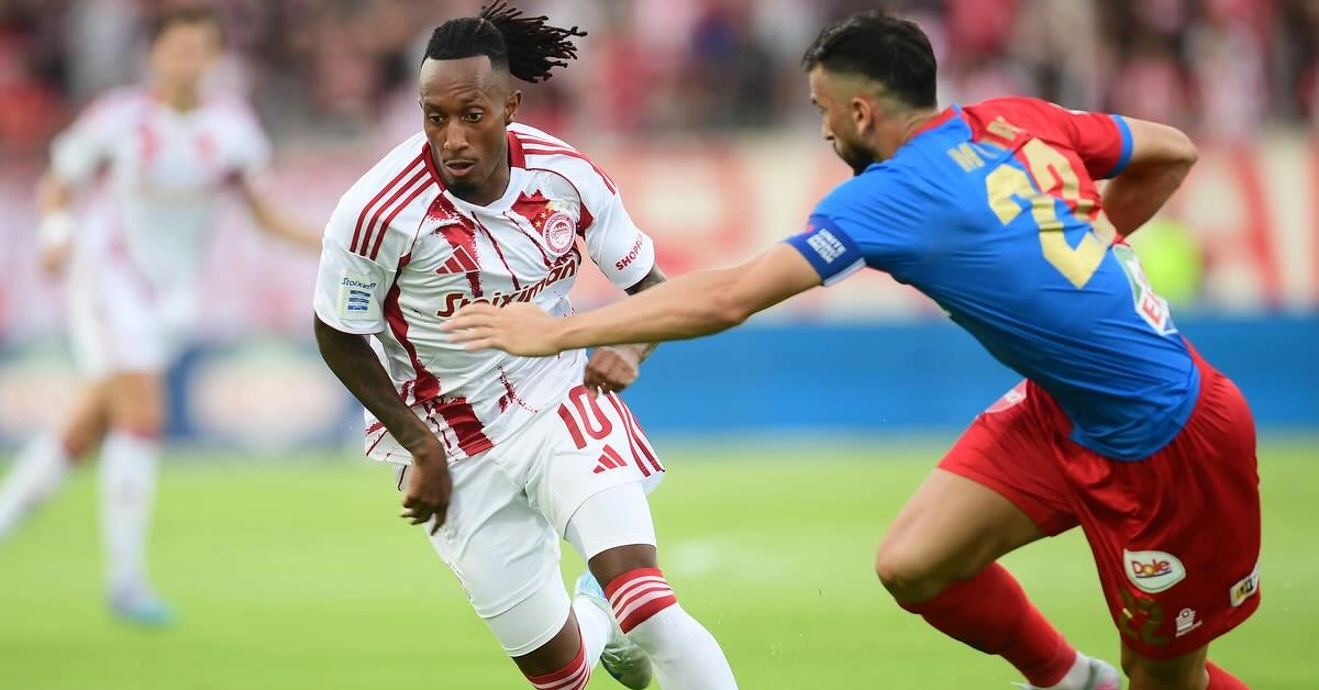 Ο Ζέλσον Μαρτίνς ανησύχησε, αλλά τελικά δεν υπήρξε τραυματισμός – Μόνο κράμπες.