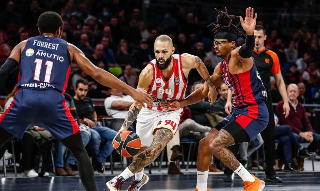 Μπασκόνια – Ολυμπιακός: Πρεμιέρα με απουσίες και βλέμμα στην υπέρβαση 3 baskonia osfp fournie