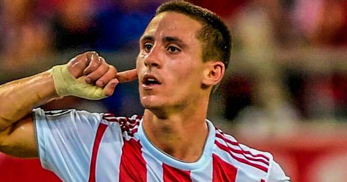 daniel podence olympiacos return