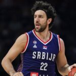 mitsits apokalyptei poion aperripsa poion agnoisa poion o olympiakos i real i fener kai telika chapoel