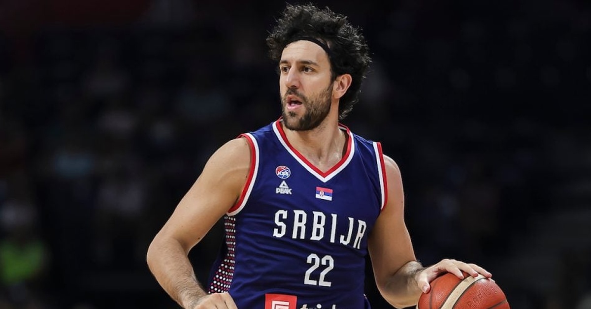 mitsits apokalyptei poion aperripsa poion agnoisa poion o olympiakos i real i fener kai telika chapoel