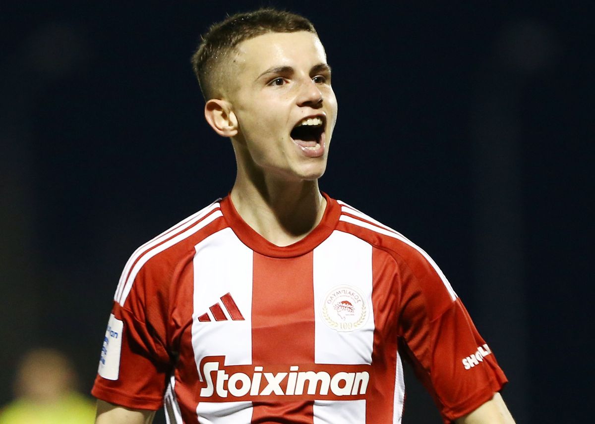 mouzakitis olympiacos 1