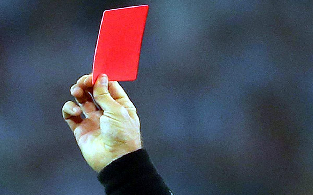 διαιτησία, VAR, Κουμπαράκης, Περλ, Λανουά, τιμωρίες, λάθη, ελληνικό ποδόσφαιρο,