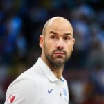 vasilis spanoylis me epiki apantisi karfonei ataman den peftoyme stin pagida toy