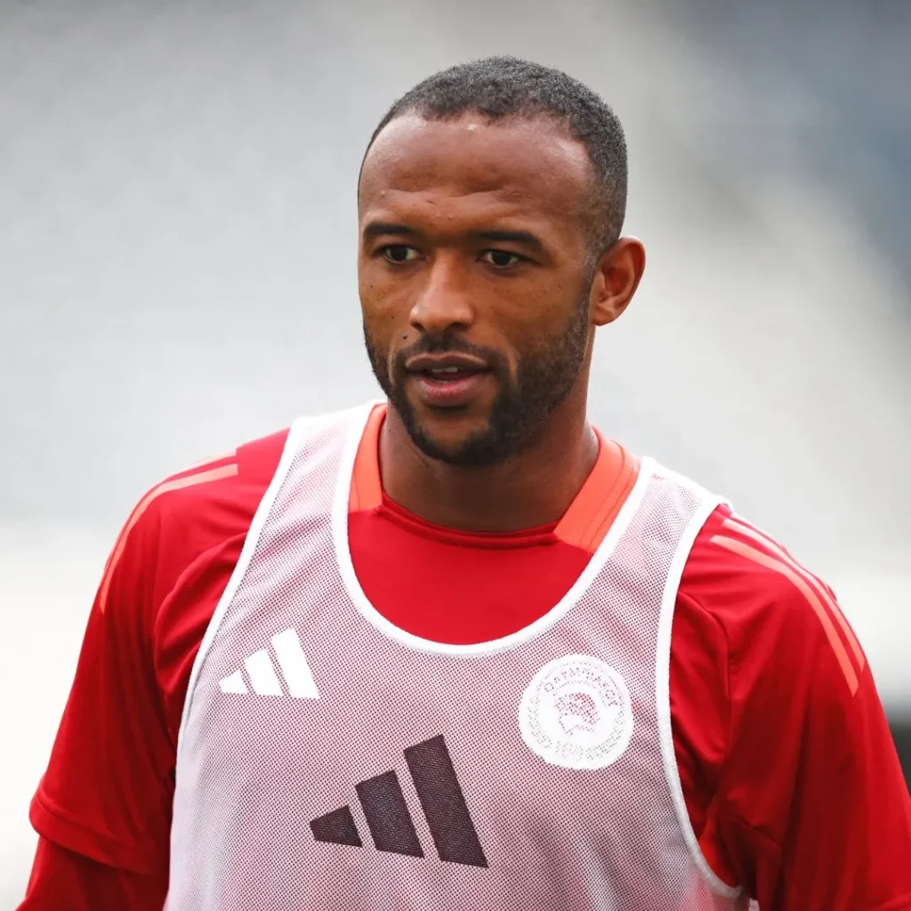 Ολυμπιακός: Σε ρυθμούς ανανεώσεων – Προχωρούν οι επαφές με Ελ Κααμπί, Τσικίνιο, Ζέλσον Μάρτινς και Πιρόλα 4 Ολυμπιακός