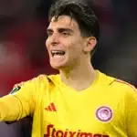 i ethniki agkaliazei ton tzolaki