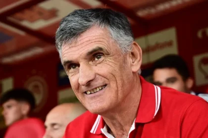 o mentilimpar metra epistrofes