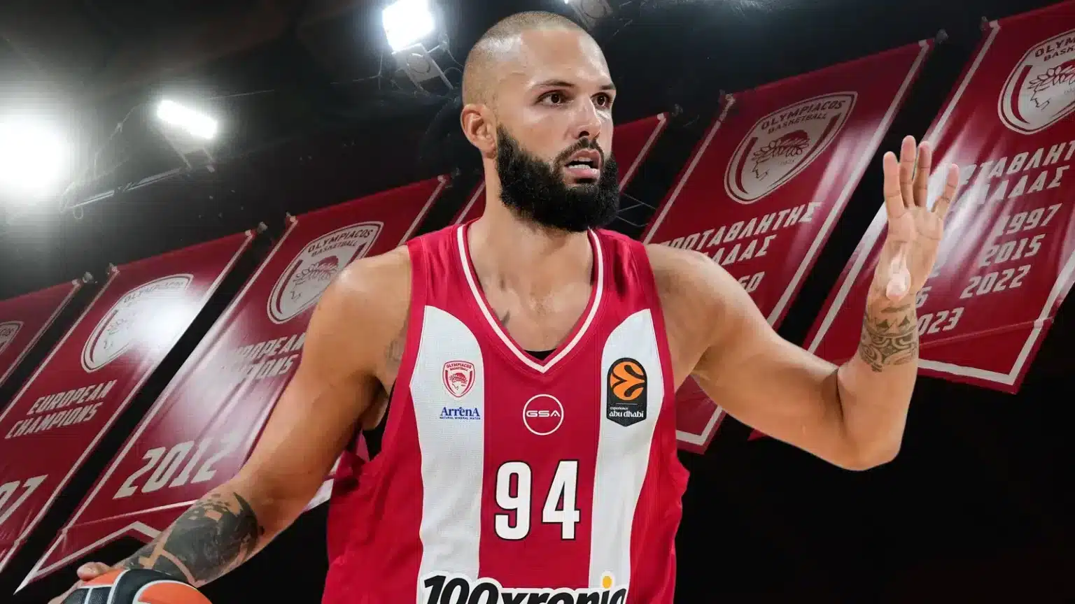 olympiakos dubai bc ta teleytaia nea pri