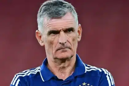 olympiakos i itta poy isos apodeichth