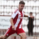 olympiakos k19 to aittito taxidi ton