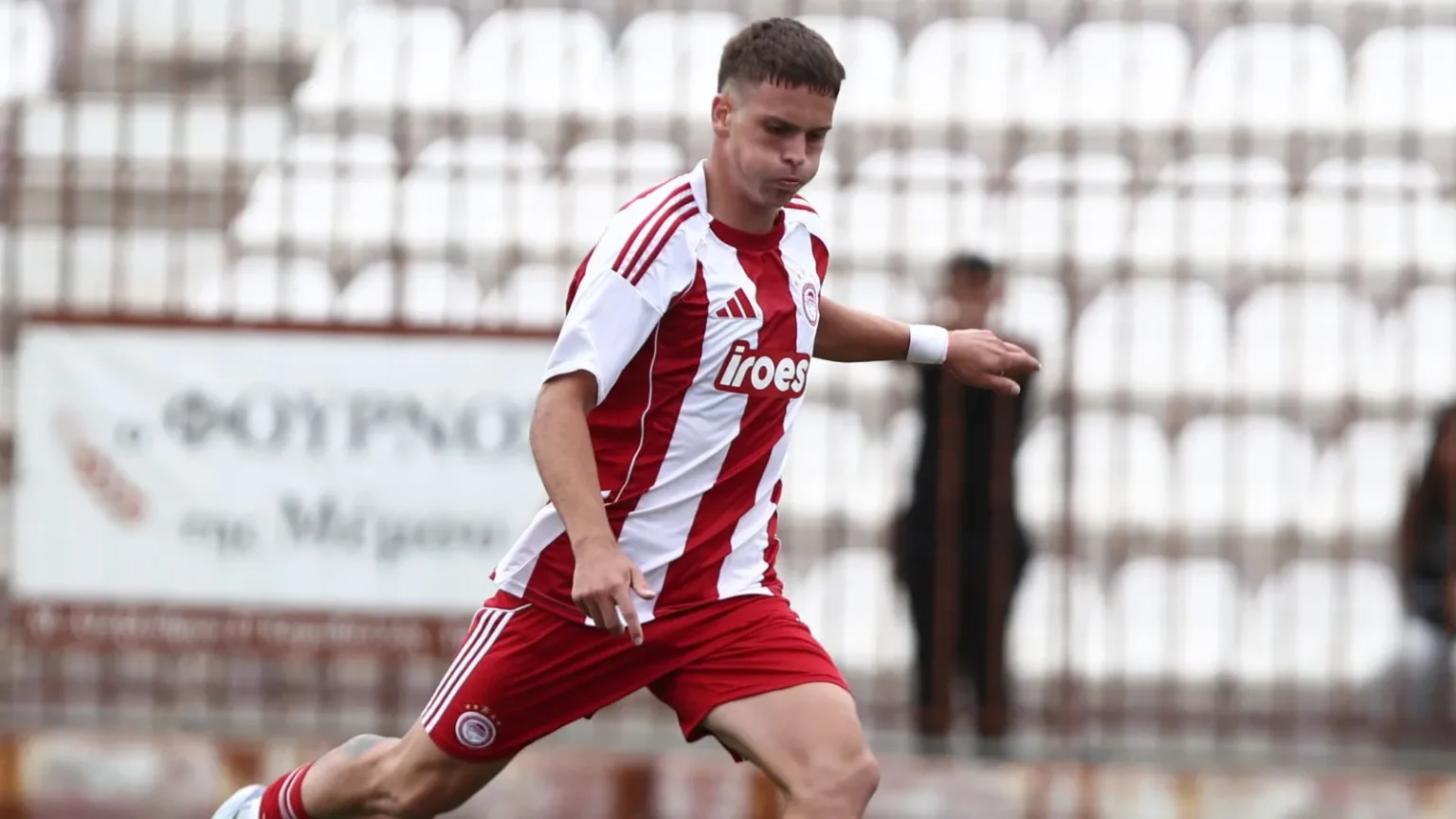 olympiakos k19 to aittito taxidi ton