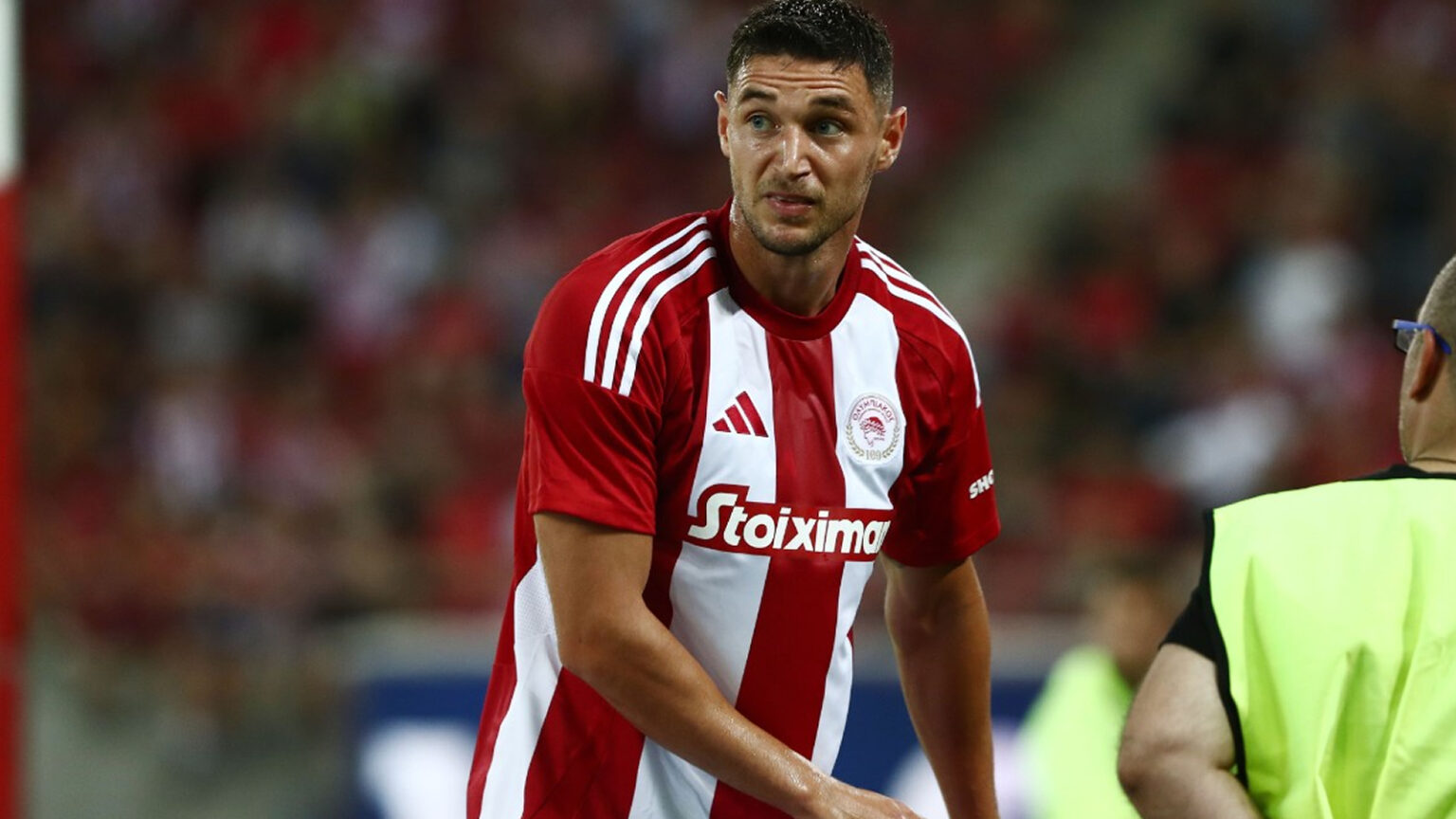 olympiakos o giaremtsoyk metra antist