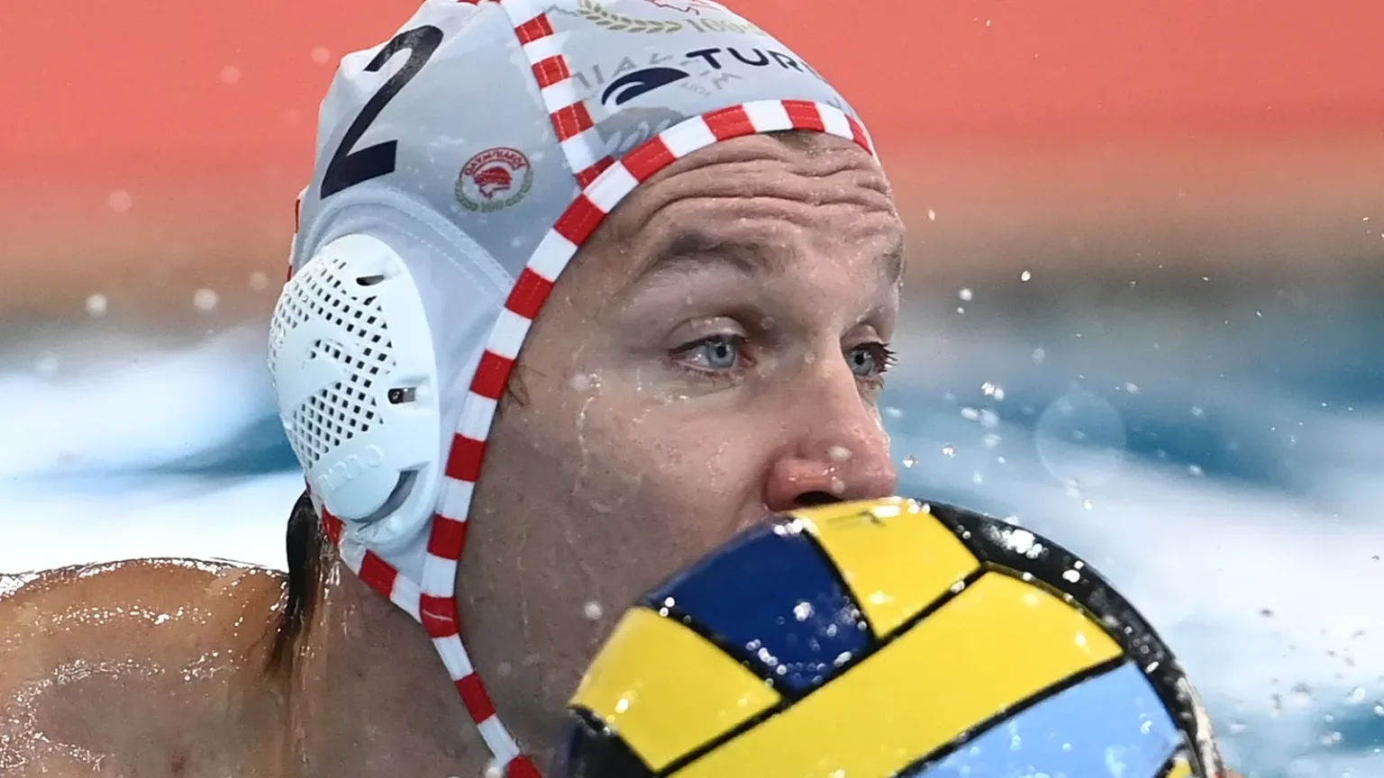 polo andron o olympiakos xekina tin e