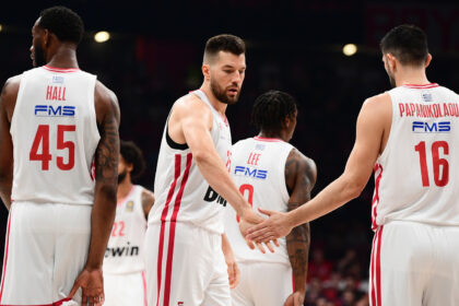 to sef anavei xana olympiakos vs efe