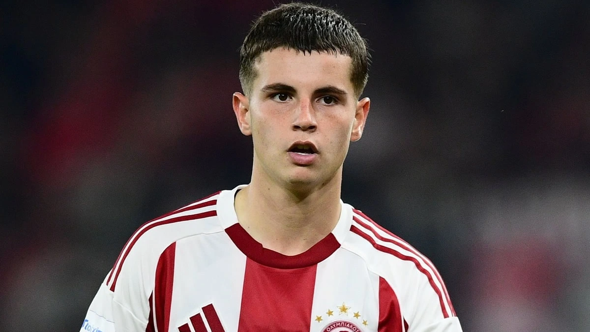 Ο Χρήστος Μουζακίτης σε αγώνα του Ολυμπιακού