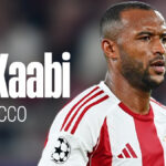 Ο Αγιούμπ Ελ Κααμπί σε φάση με τη φανέλα του Ολυμπιακού