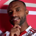 Ο Ελ Κααμπί με την φανέλα του Ολυμπιακού