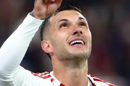 Γκάμπριελ Στρεφέτσα του Ολυμπιακού σε στιγμή προπόνησης μετά την επιστροφή από Ντουμπάι