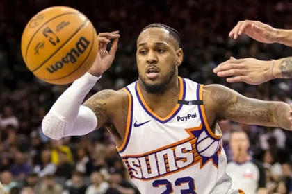 Ο Μόντε Μόρις πριν από αγώνα στο NBA