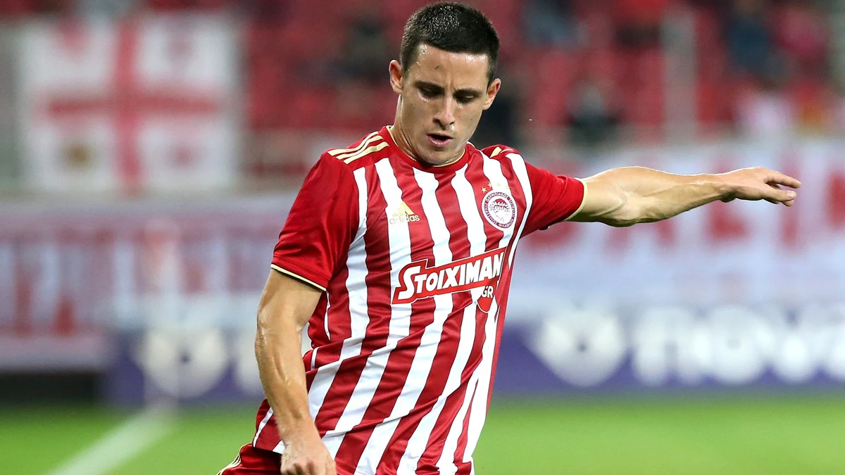 Ο Ποντένσε σε φάση απο αγώνα του Ολυμπιακού