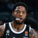 Ταϊρίκ Τζόουνς έτοιμος να φορέσει τη φανέλα του Ολυμπιακού