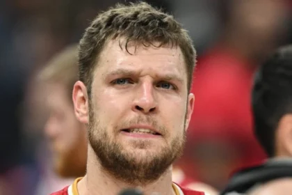 Ο Σάσα Βεζένκοβ σε δηλώσεις μετά απο αγώνα του Ολυμπιακού